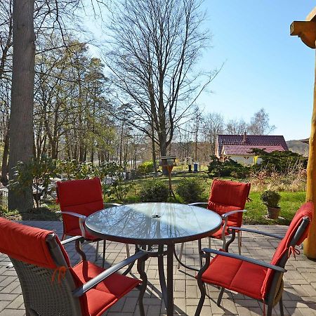 Strandschloesschen Sellin - Haushaelfte 1 Villa Bagian luar foto